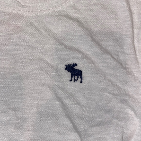 Abercrombie white tee - Picture 3 of 4